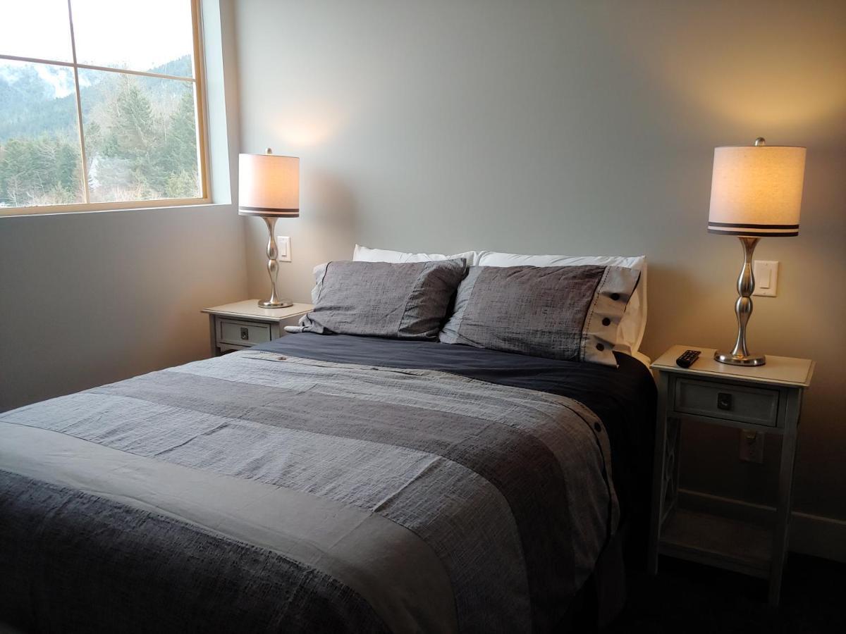 Tyndalstone Lodge 3 Bedroom In The Heart Of Village North ويسلار المظهر الخارجي الصورة