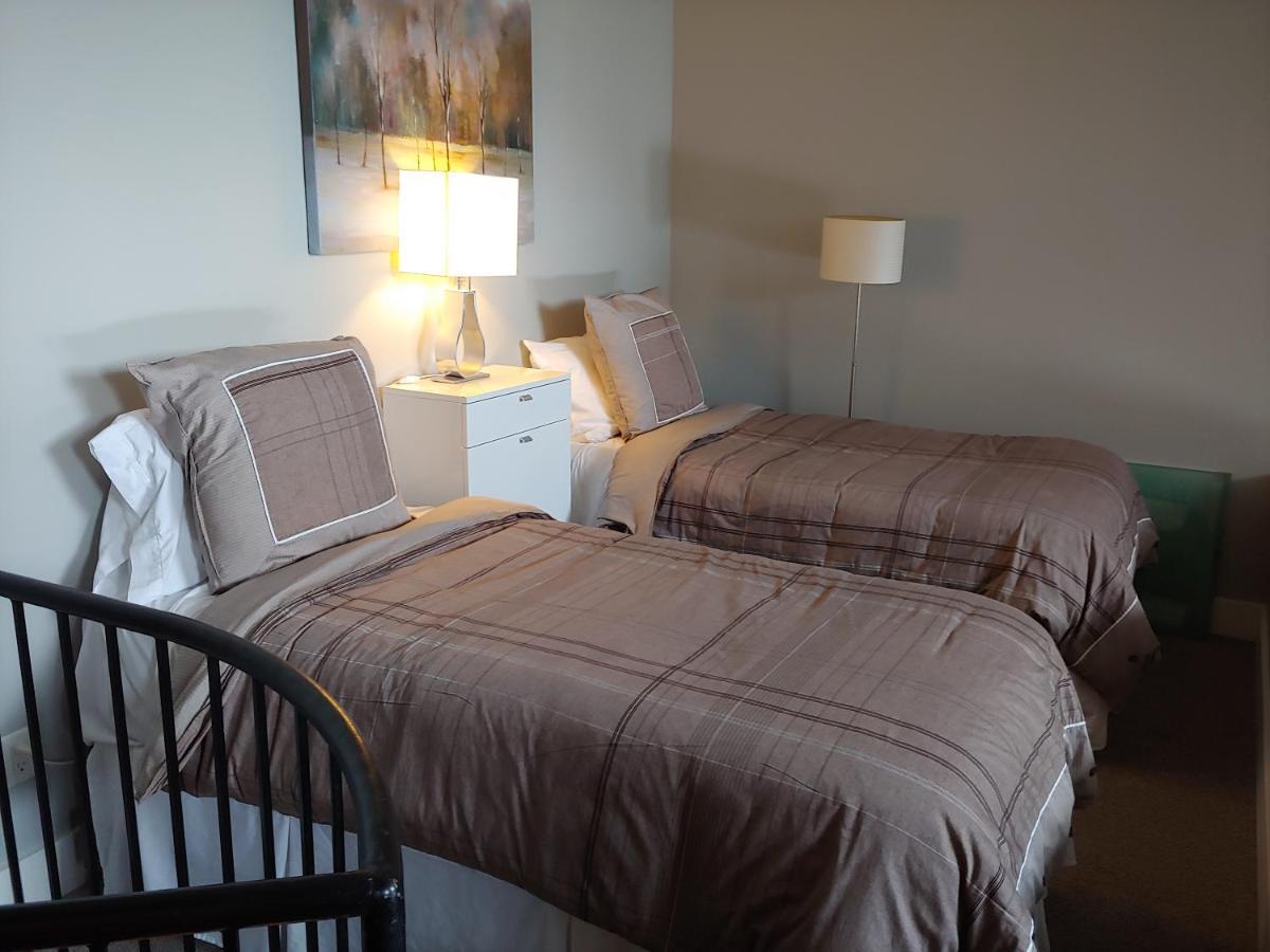 Tyndalstone Lodge 3 Bedroom In The Heart Of Village North ويسلار المظهر الخارجي الصورة